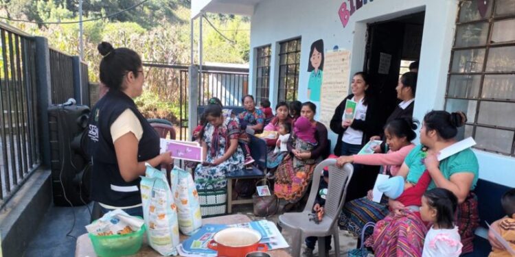 Madres de familia de Tecpán son capacitadas sobre buenas prácticas nutricionales