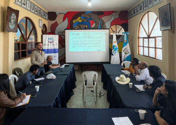 Capacitan a organizaciones en temas de sanidad agrícola