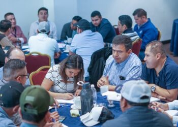 Fortalecen conocimientos del personal que trabaja en asistencia alimentaria