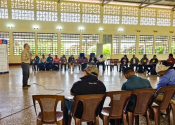 Productores capacitados en comercialización y organización