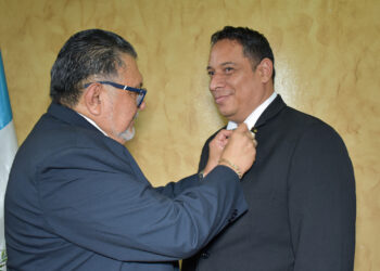 Viceministro Elmer Salazar se integra a directiva del INAB