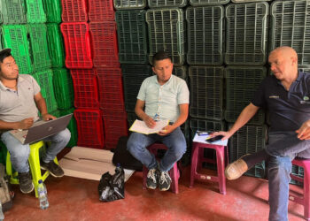 Agricultores de Santa María de Jesús reciben capacitación comercial y de logística