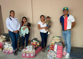 Asistencia alimentaria a niñas y niños en Suchitepéquez