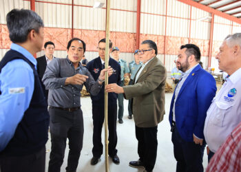 Fortalecen lazos de cooperación en el sector agrícola