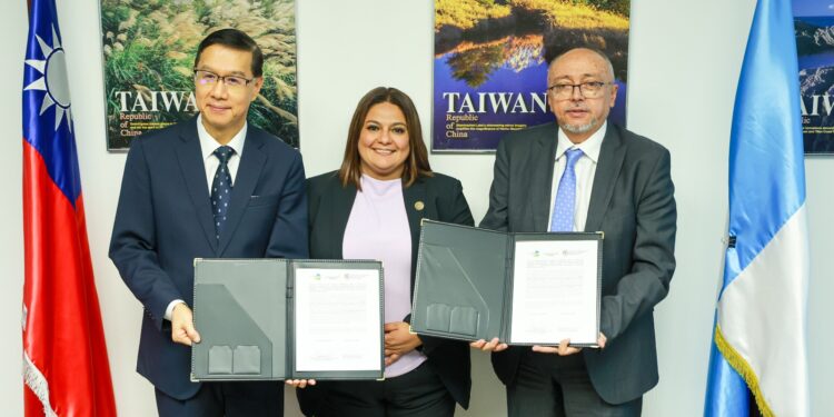 Fortalecerán controles sanitarios contra el Fusarium R4T