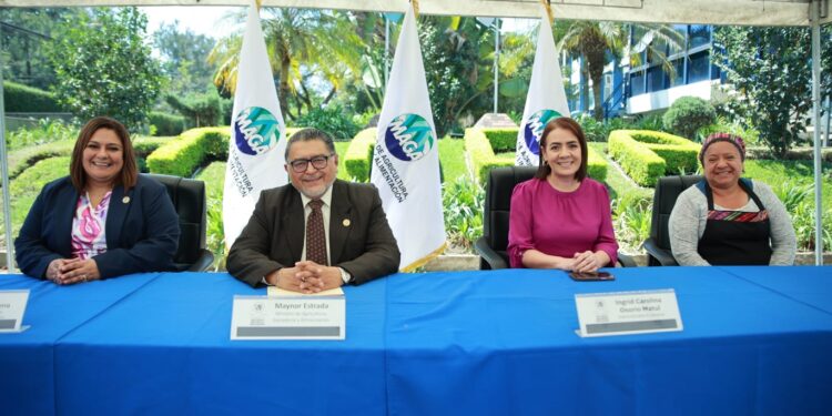 Reconocen a mujeres guatemaltecas cultivadoras de desarrollo
