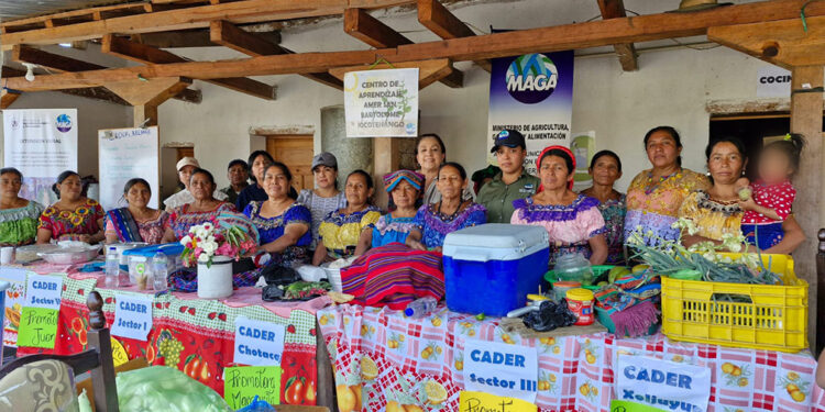 Apoyo al CADER de San Bartolomé Jocotenango, Quiché, transforma la vida de las comunitarias