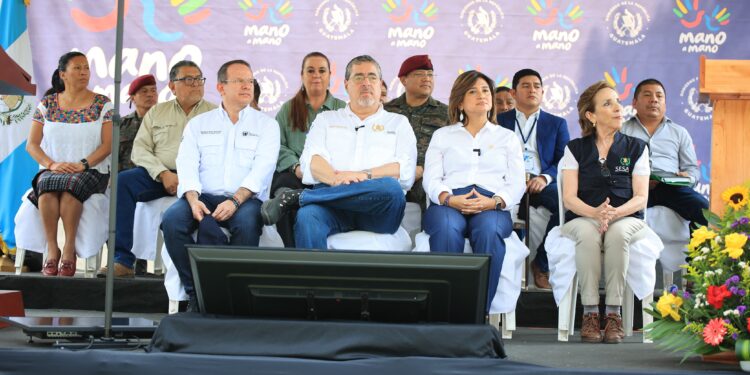 Arranca Iniciativa Intersectorial para combatir la pobreza y la malnutrición