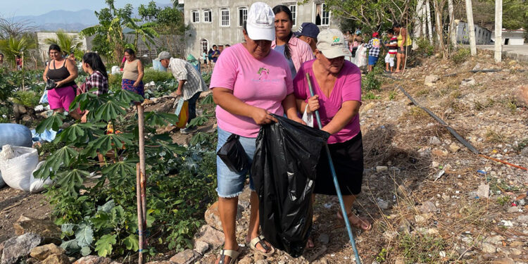 Conmemoran Día Internacional de la Tierra con acciones de limpieza y conservación
