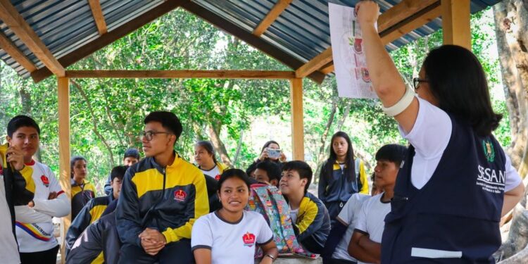 Iniciativa fomenta hábitos de vida y buena alimentación de jóvenes en Sacatepéquez