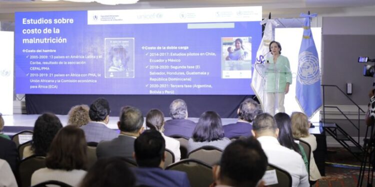 Doble carga de la malnutrición: “No hay más tiempo que perder”, afirma secretaria de la SESAN