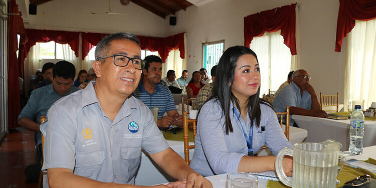 Analizan perspectiva climática en Petén