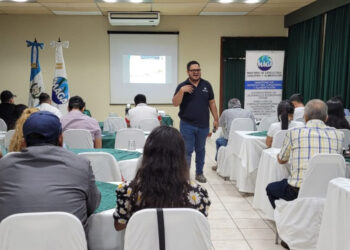 Brindan capacitación en temas de gobernanza organizacional