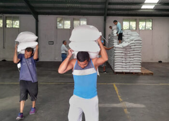 Distribuyen alimentos en Jutiapa y Retalhuleu