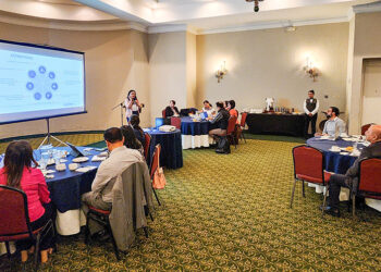 Promueven acciones para fortalecer la Agricultura Familiar