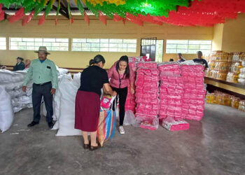 Entregan alimentos por acciones en San Lorenzo, San Marcos