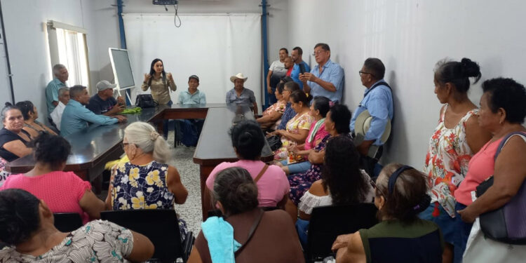 Realizan en Zacapa capacitación de Oportunidad de Negocios