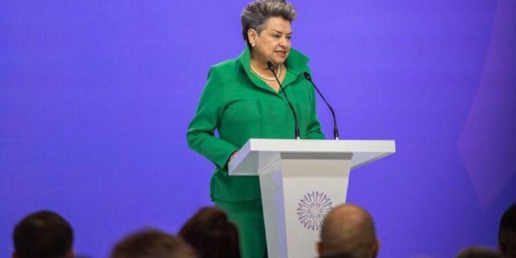 Primera Dama de la Nación participa en Cumbre sobre la infancia en Ucrania