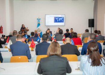 Gobierno de Guatemala presenta plan de promoción comercial al Cuerpo Diplomático