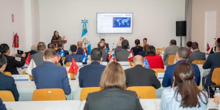 Gobierno de Guatemala presenta plan de promoción comercial al Cuerpo Diplomático
