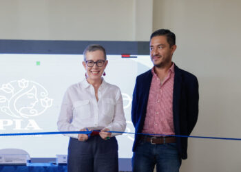 Encuentro de Emprendedoras “Con Luz Propia” se desarrolló en Jalapa