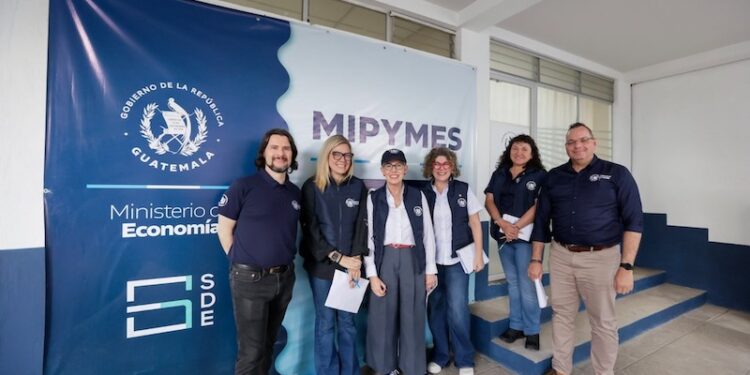 Ministerio de Economía impulsa desarrollo económico en Quetzaltenango con gira de trabajo