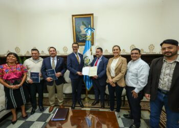 Proyecto de Presupuesto 2025  prioriza inversión social  e infraestructura  y contempla mayores mecanismos  de transparencia