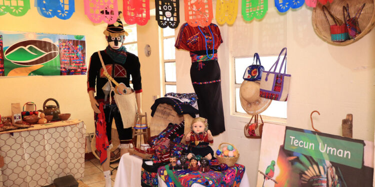 IGN gana concurso de altares cívicos