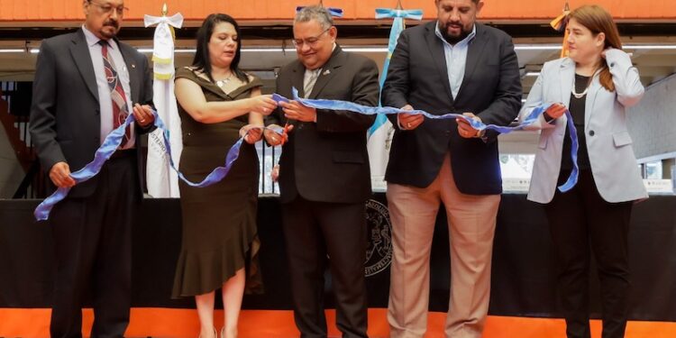 Inauguran Feria del Emprendimiento Expo Innovate 2024