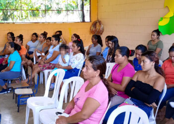 Realizan taller de alimentación escolar en Petén