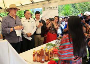 Supervisan proyectos que fortalecen la seguridad alimentaria y resiliencia