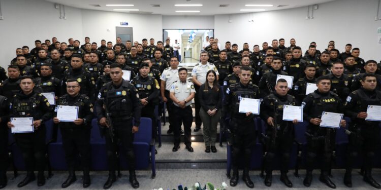 Integrantes de GECE se especializan en operaciones motorizadas