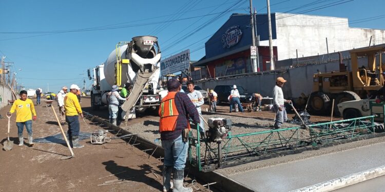 Sobre la Construcción del Paso a Desnivel en Quetzaltenango
