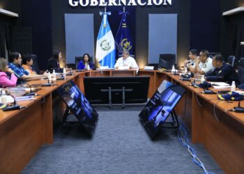 PROTOCOLO NACIONAL PARA LA RECEPCIÓN Y ATENCIÓN DE NIÑEZ Y ADOLESCENCIA MIGRANTE EN GUATEMALA