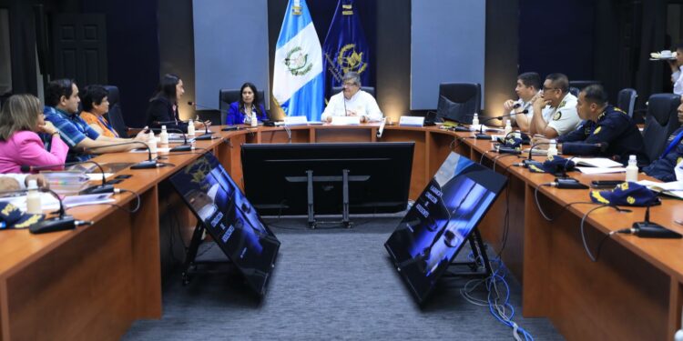 PROTOCOLO NACIONAL PARA LA RECEPCIÓN Y ATENCIÓN DE NIÑEZ Y ADOLESCENCIA MIGRANTE EN GUATEMALA
