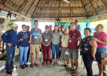 Pescadores artesanales de Sipacate, Escuintla, participan en jornada de registro