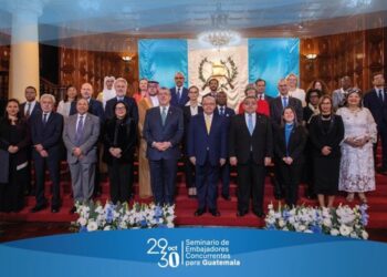 El Presidente y el Canciller de Guatemala inauguran el “Seminario de Embajadores Concurrentes”