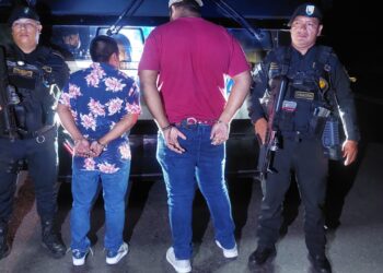 Capturados por trasladar a 70 migrantes en ruta al Pacífico