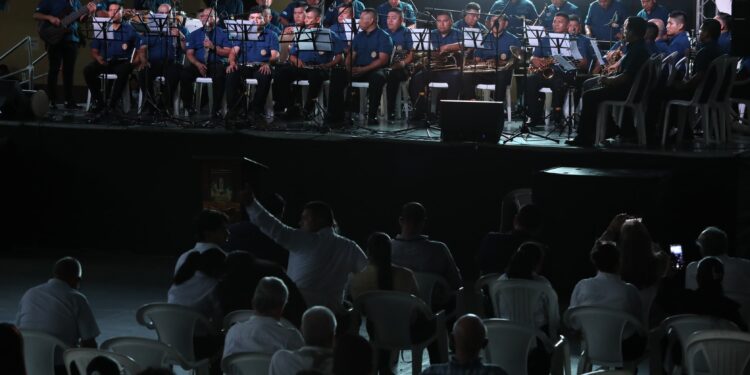 Mingob y Gobernación de Chiquimula reviven legado de la Revolución con concierto