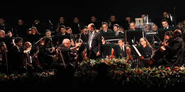 Gobierno conmemora la Revolución de 1944, con Ensamble de Orquestas Sinfónicas