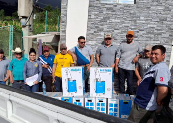 Agricultores reciben insumos y capacitación para mejorar sus capacidades productivas