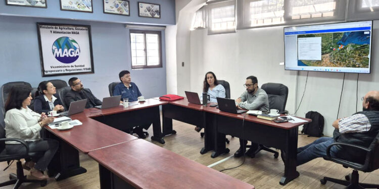 Comisión Específica define acciones conjuntas para hacer frente al gusano barrenador