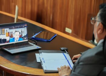 Embajador Bradley reconoce trabajo del MAGA en el impulso al aguacate Hass