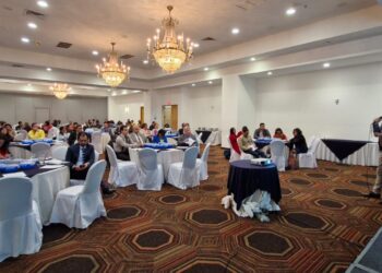 Impulsan uso responsable de los antimicrobianos en animales y agricultura