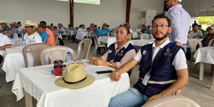 Lanzamiento de la Política Forestal Municipal en Dolores, Petén