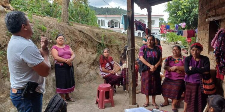 Ofrecen capacitación hortícola a productoras de Huehuetenango