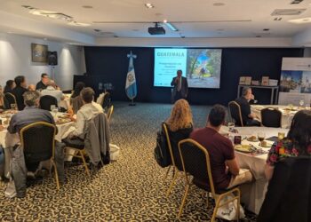 Misión Diplomática promueve en la ciudad de Rosario, Argentina, el turismo hacia Guatemala