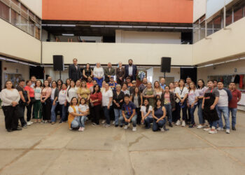 MINECO y USAC realizan Feria de Emprendimiento