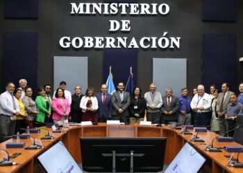 Rinden homenaje a trabajadores jubilados de Gobernación