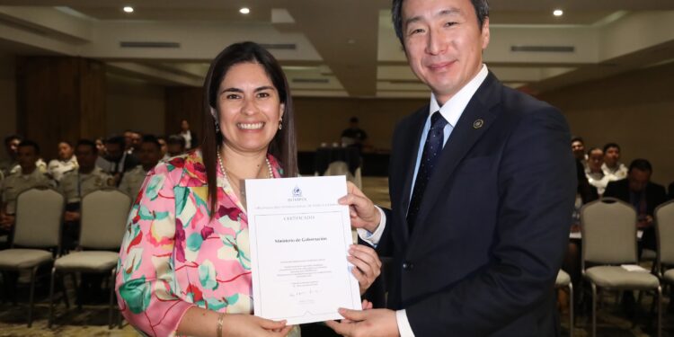 PNC fortalece combate contra lavado de activos